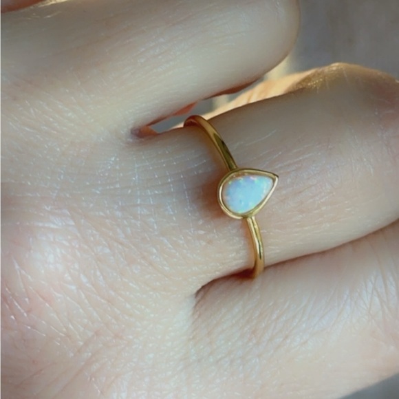 24k Gold Vermeil Pear Cut Opal Ring​ - Picture 4 of 7
